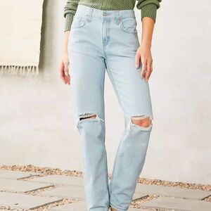 Levis low pro straight light wash jeans